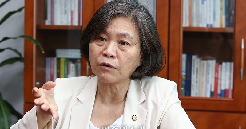 [인터뷰] 강민정 “강남 D 중학교 학폭 무마…이제 한동훈이 답해야” 사진