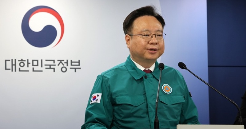 정부, ‘전공의 사직서 수리 금지’ 철회...복귀 땐 행정처분 절차 중단