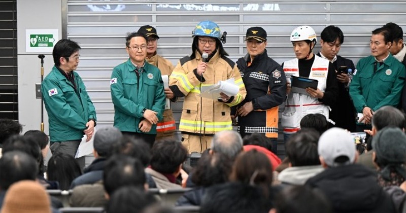여객기 사고 사망자 120명, 확인된 신원 5명