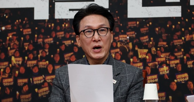 김민석, '정권 재창출' 당부한 윤석열에 "본인 감옥 가면 빼달란 것"