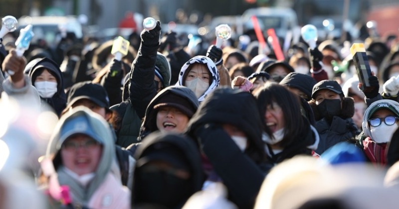 야당, 세계여성의날 맞아 "응원봉 혁명에 경의...폭력·차별 해결해 나갈 과제"