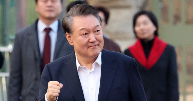 중도층 70% 탄핵 찬성, 반대는 22%에 그쳐[한국갤럽]