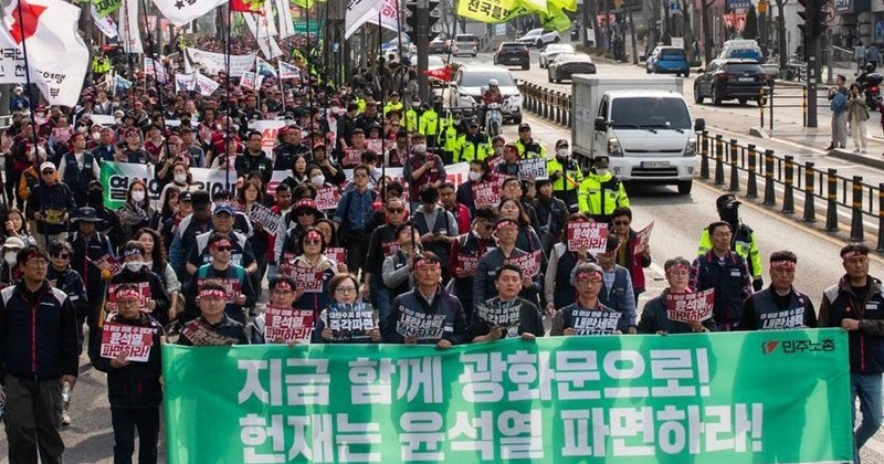 윤 파면 ‘총파업’ 앞장선 민주노총, 시민·대학생도 일상 멈추고 함께 거리로