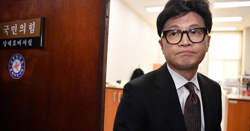 [이완배 협동의 경제학] 문법도 틀렸는데 해명이 더 웃긴 한동훈의 영어 능력 논란