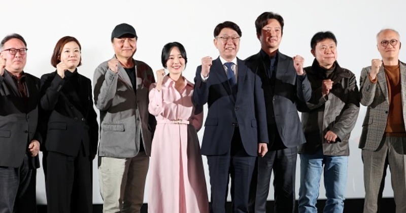 전주국제영화제, ‘윤석열 내란’에 ‘다시, 민주주의로’ 특별전 선보인다