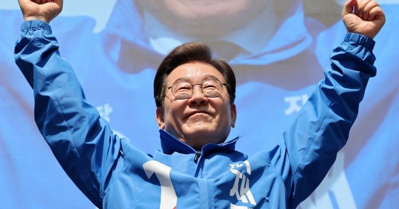 이재명 “내란 끝내고 진짜 대한민국으로” 광화문서 출정식
