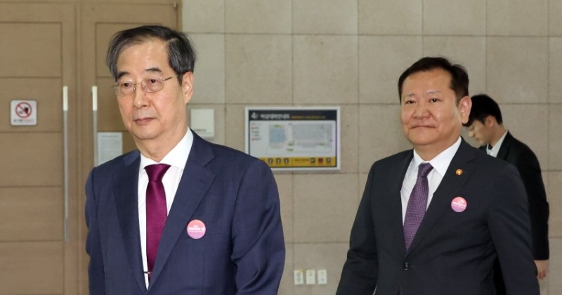 한덕수·이상민, 경찰 소환<b>조사</b> 중 국무회의 CCTV와 진술 ‘불일치’