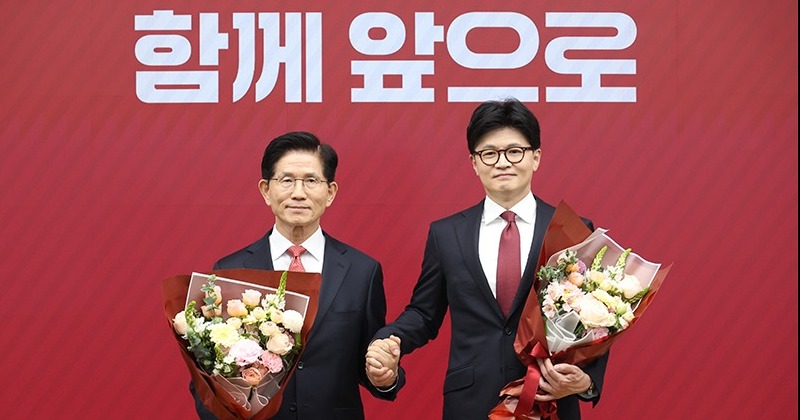 친윤 ‘한덕수 날치기 단독 입후보’에 한동훈 “북한도 이렇게는 안 해” 사진