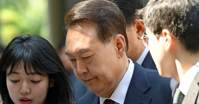 윤석열 측, 특검 체포영장 청구도 “납득 못 해” 반발…법원에 의견서 제출 사진