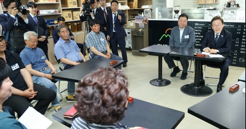 접경지 방문한 이 대통령 “대북 전단 살포, 걸리면 아주 엄벌”