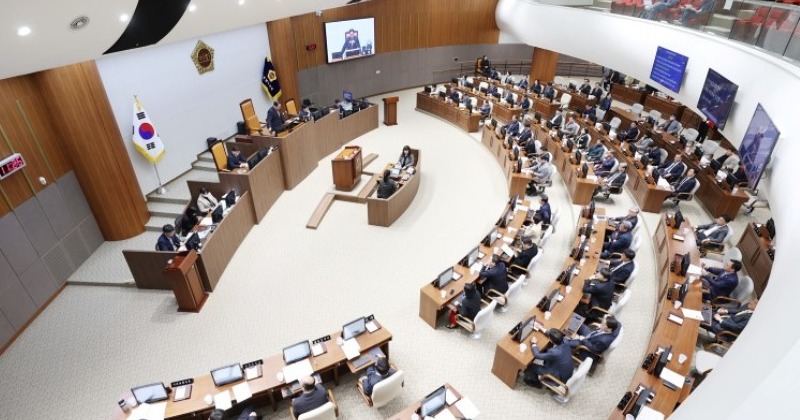 충남도의회, 미세플라스틱 저감 위한 제도 마련