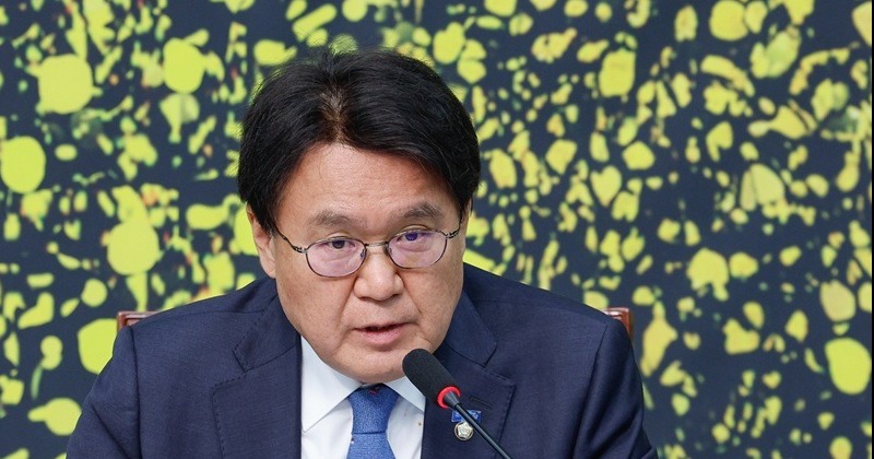 황운하 “‘특수통’ 오광수 민정수석은 안 돼...검사들 환호작약할 것”