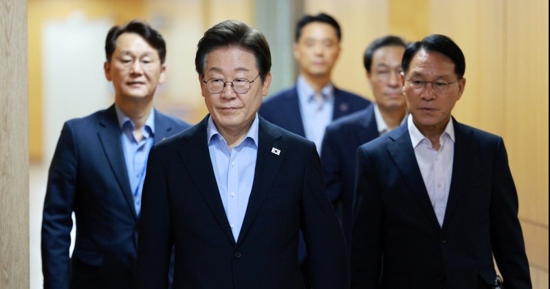 긴박했던 24시간...이 대통령, 관세협상 진두지휘했다 사진