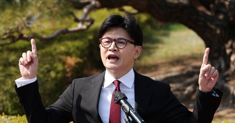 한동훈 “‘윤어게인’ 세력 당 접수하게 둬선 안돼... 극우정당화 진짜 망하는 길”