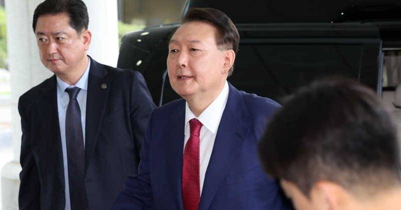 윤석열, 특검 2차 출석…9시 1분 서울고검 도착