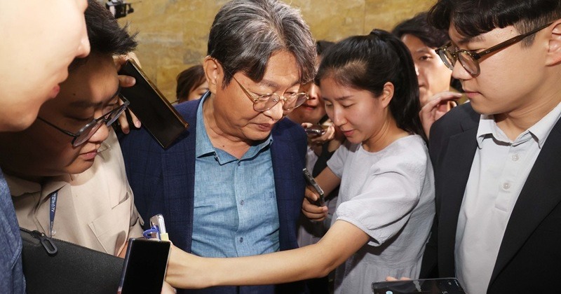 ‘주식 차명거래 의혹’ 이춘석, 파문 확산에 민주당 탈당·법사위원장 사임