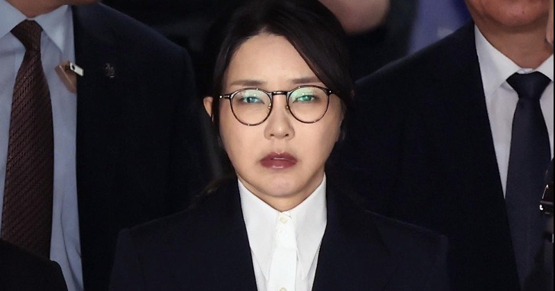 ‘구속 후 첫 조사’ 김건희, 본인 소회 밝히고 진술 거부…특검 또 부른다