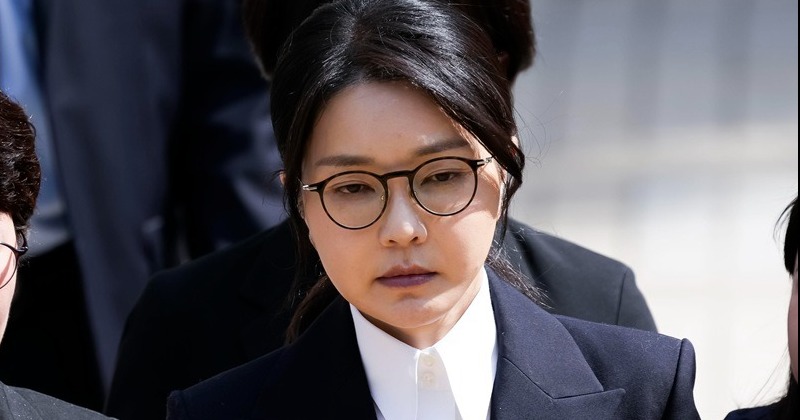 김건희 구속기간, 이달 31일까지 연장