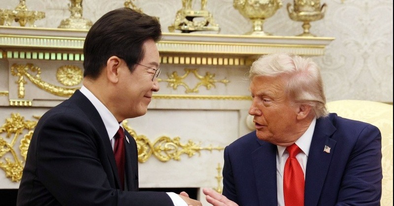 트럼프, 한미정상회담서 “김정은 올해 만나고 싶다” 사진