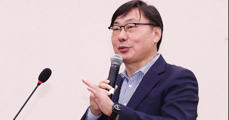 법무부 “‘이화영 회유’ 연어 술 파티 의혹, 사실일 가능성 확인” 감찰 착수