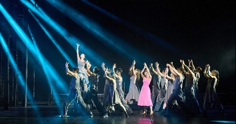 [리뷰] 빈민의 딸에서 국가의 상징으로… 뮤지컬 '에비타'