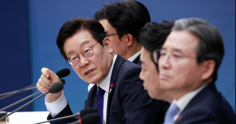 [김지학의 세상다양] 탈모가 질환이 되는 사회