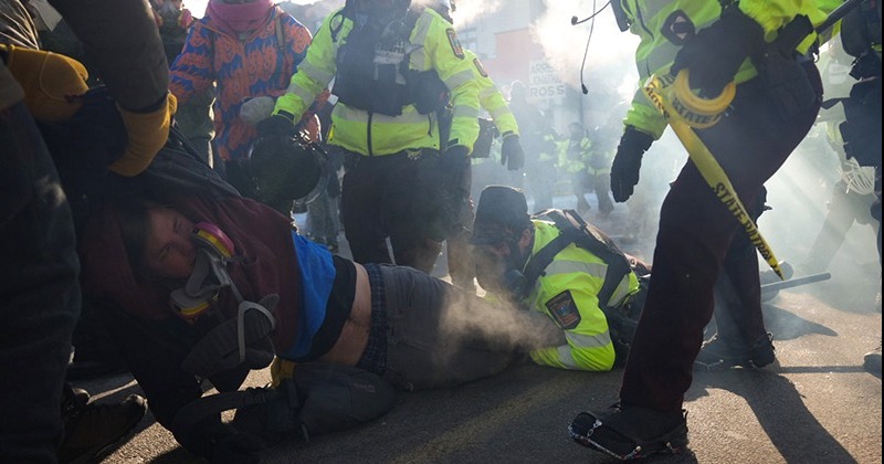 미 미네소타에서 또 연방요원에 민간인 총격 사망