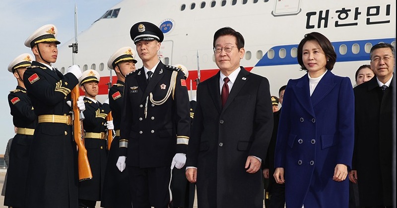 국빈방문 이 대통령, 베이징 도착...5일 시진핑 주석과 정상회담